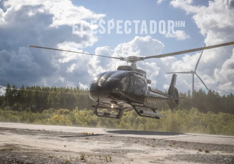 Cinco personas mueren al colisionar dos helicópteros en Finlandia